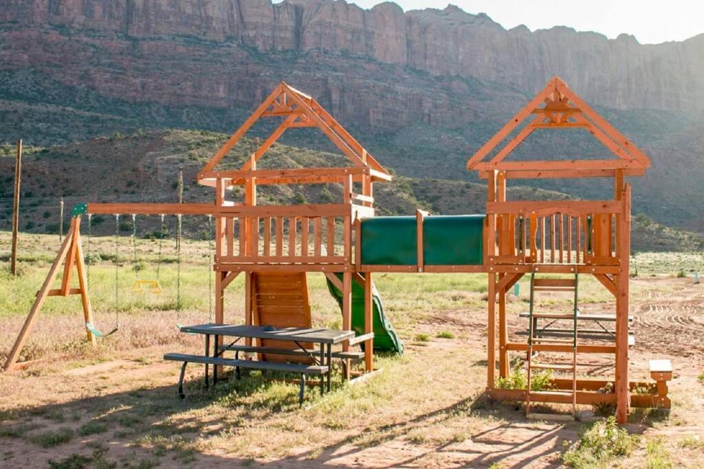 Willa Redrock Moab Tiny House W Large Loft Site 8 Zewnętrze zdjęcie